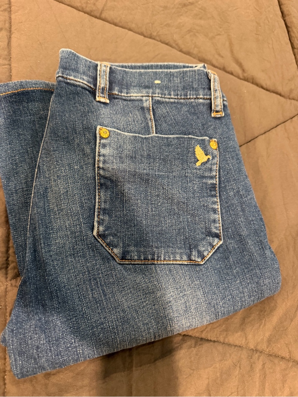 Mi Dark Blue Denim Mid-Rise Jeans with Gold Stitching